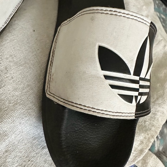 Adidas slides - Picture 5 of 6
